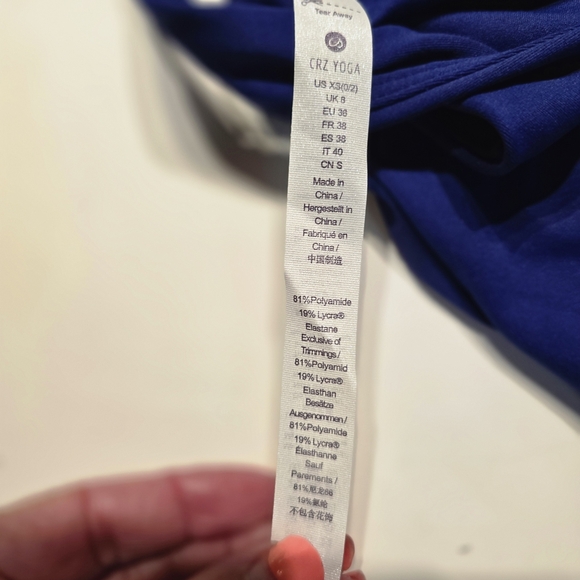 CRZ YOGA Women's Blue Sports Bra - Picture 4 of 5